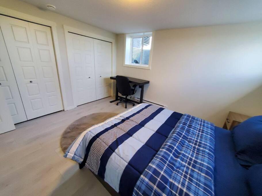 Appartement Cozy Rockland Park Unit+Parking à Calgary Extérieur photo