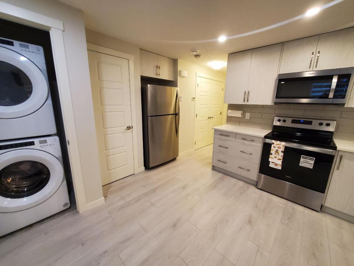 Appartement Cozy Rockland Park Unit+Parking à Calgary Extérieur photo