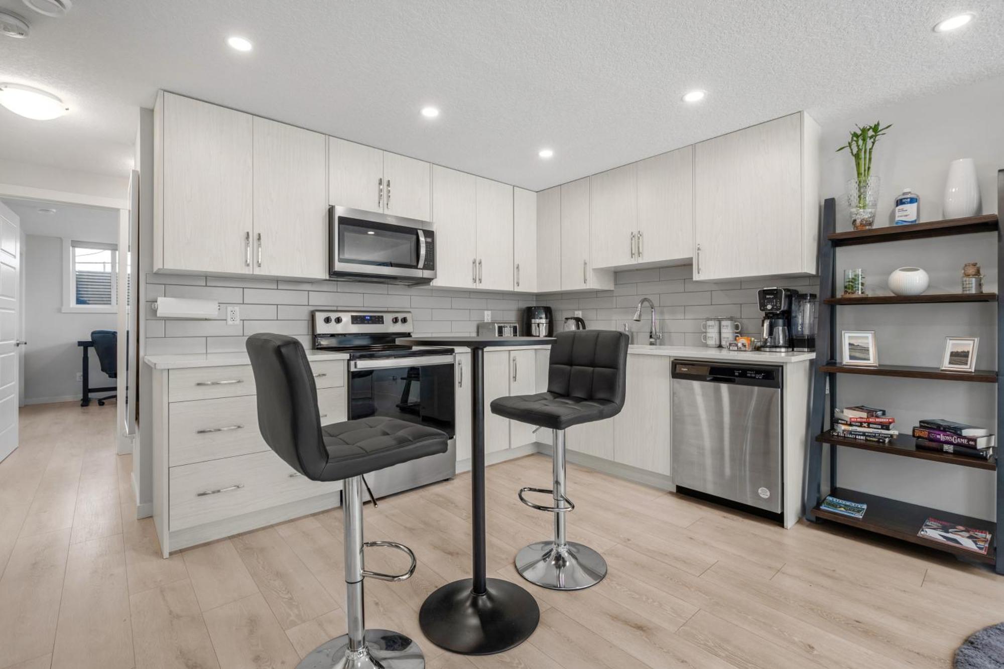 Appartement Cozy Rockland Park Unit+Parking à Calgary Extérieur photo