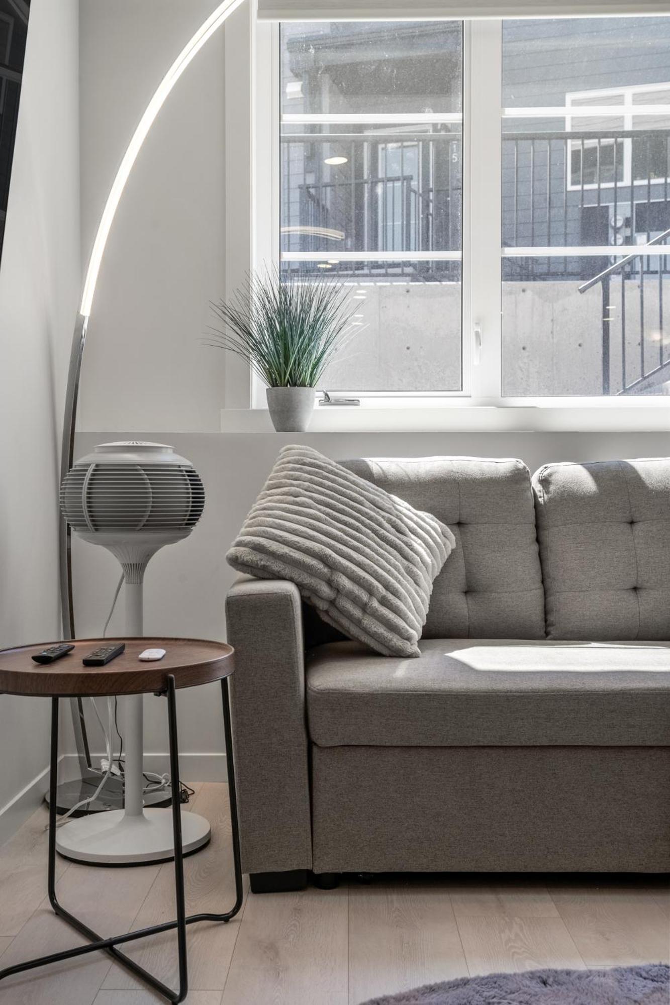 Appartement Cozy Rockland Park Unit+Parking à Calgary Extérieur photo