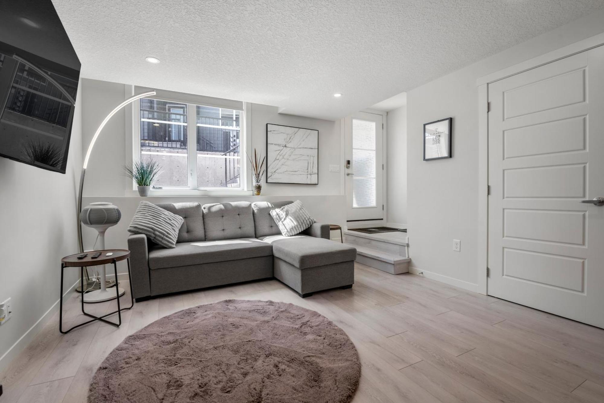 Appartement Cozy Rockland Park Unit+Parking à Calgary Extérieur photo